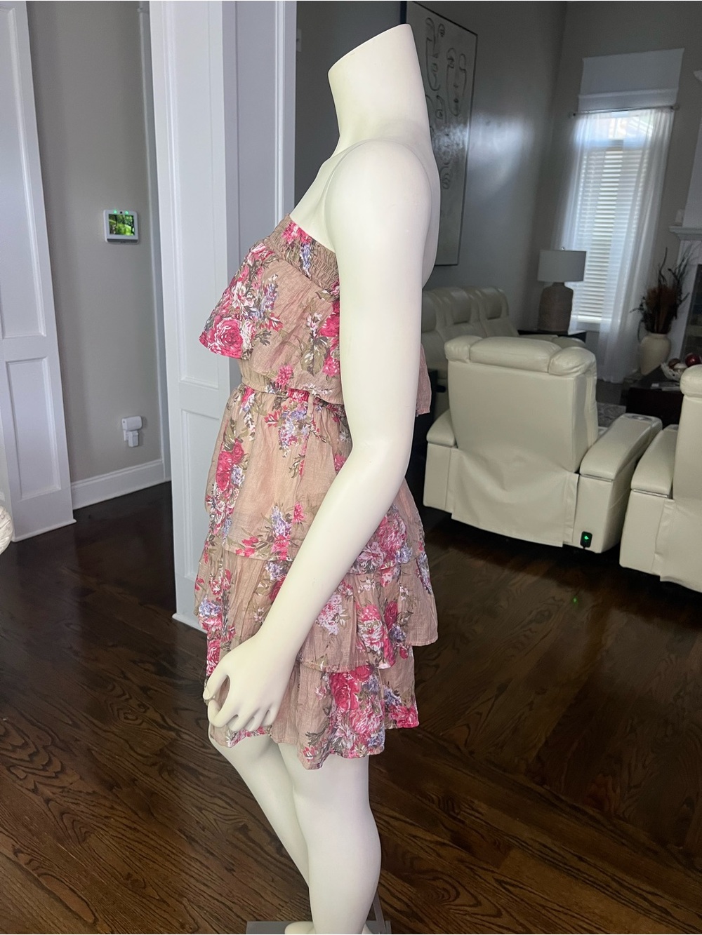 Body Central Strapless Ruffled Floral Mini Dress in Taupe and Pink - Picture 4 of 7